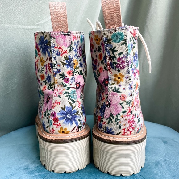 Dr Martens Sinclair Wanderlust - Picture 5 of 7